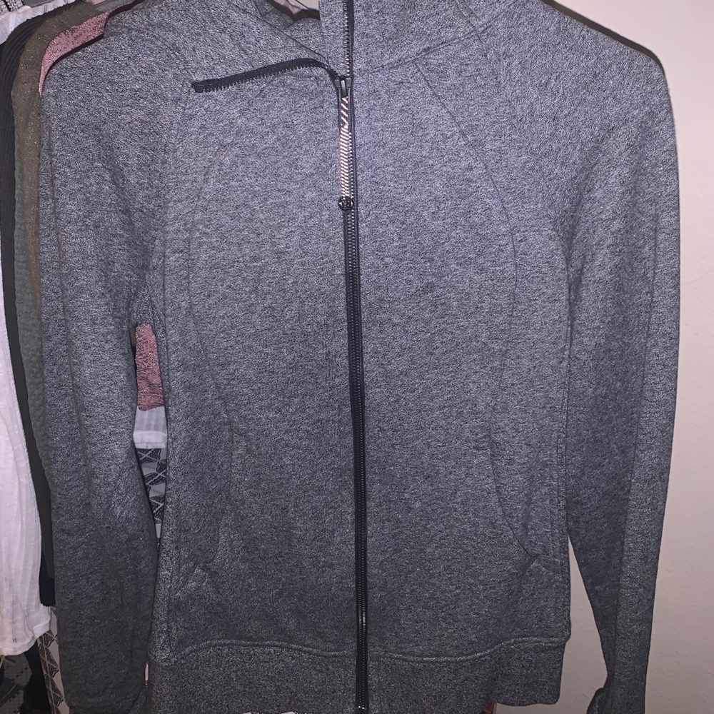 lululemon heather grey scuba hoodie
